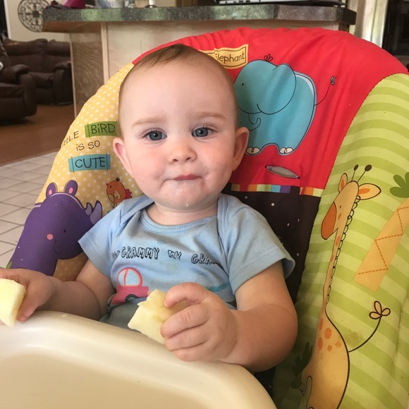 Meet your Posher, Andrea - Picture 3 of 6